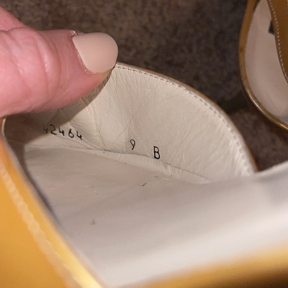 Stuart Weitzman Gold Wedges - Picture 6 of 8